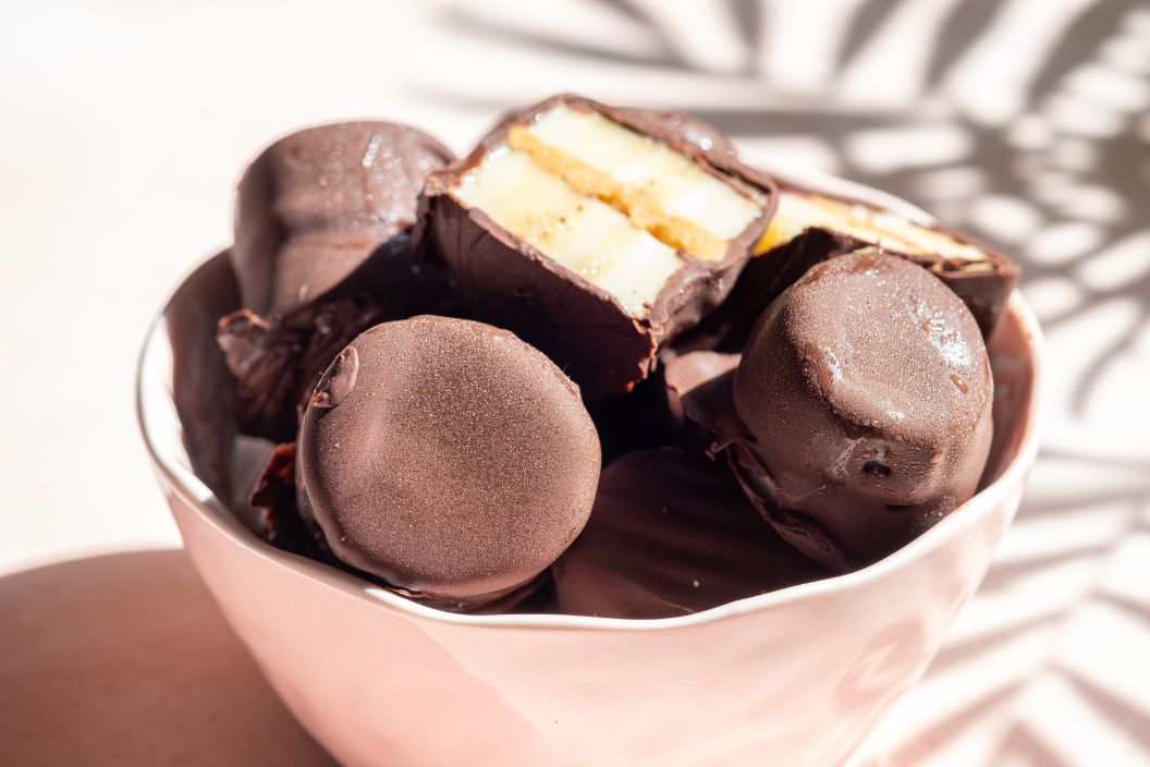 Frozen Chocolate Covered Peanut butter Banana bites